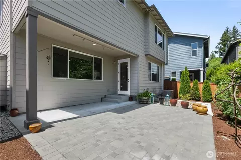 Exterior - 17709 36th Dr SE, Bothell, WA 98012 photo 3 of 7
