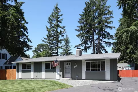 9415 Veterans Dr SW, Lakewood, WA 98498