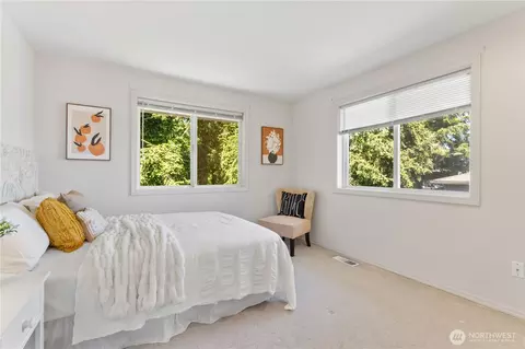 Bedroom - 1825 England Ave, Everett, WA 98203 photo 1 of 7