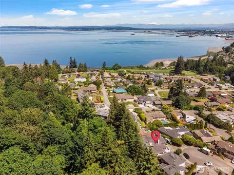 View/Area - 1825 England Ave, Everett, WA 98203 photo 1 of 3