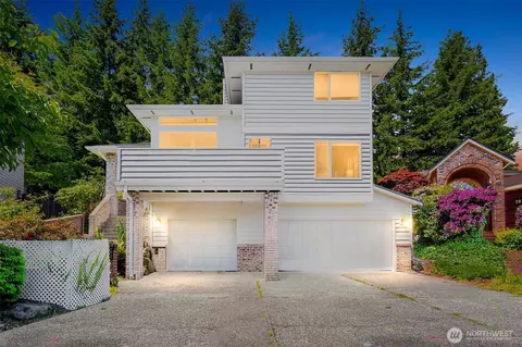 Exterior - 1825 England Ave, Everett, WA 98203 photo 2 of 3