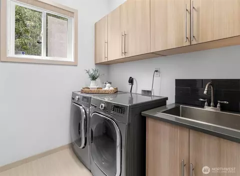 2222 E Mcgraw St, Seattle, WA 98112 photo 16