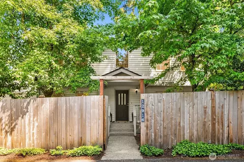 12916 NE 91st Ln, Kirkland, WA 98033