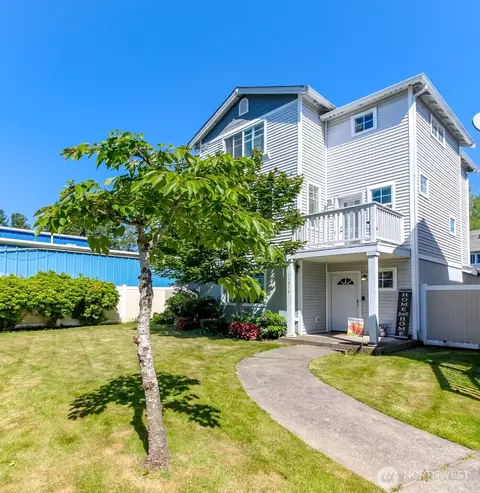 11214 3rd Ave E, Tacoma, WA 98445