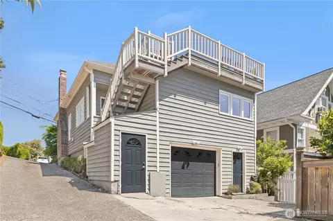 Exterior - 3617 E Cherry St, Seattle, WA 98122 photo 6 of 7