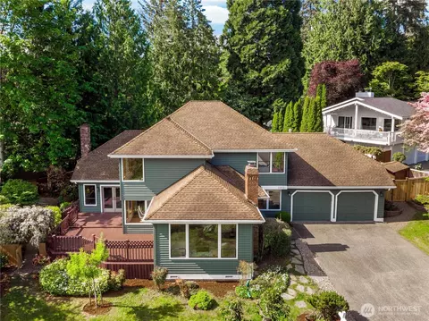 3813 W Lake Sammamish Pkwy NE, Redmond, WA 98052