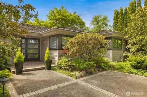 2149 38th Ave E, Seattle, WA 98112 photo 2