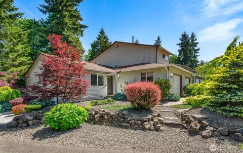 13714 134th Ave NE, Kirkland, WA 98034
