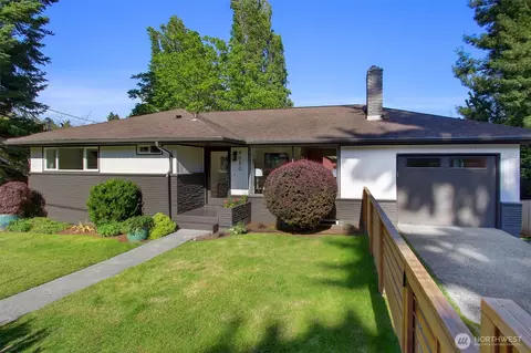 9030 6th Ave NW, Seattle, WA 98117