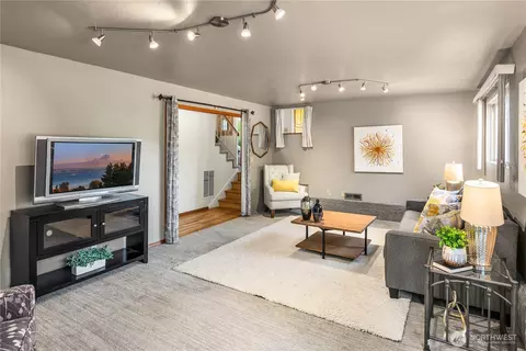 22809 38th Ave SE, Bothell, WA 98021 photo 12