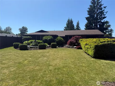 5617 Hudson Ln, Ferndale, WA 98248