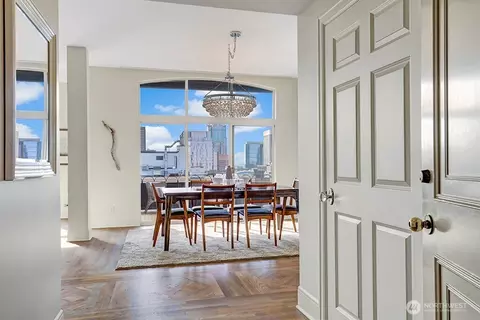 1017 Minor Ave #1403, Seattle, WA 98104