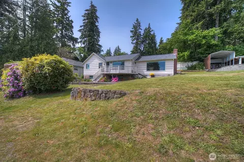 5731 Madrona Ave NE, Bremerton, WA 98311