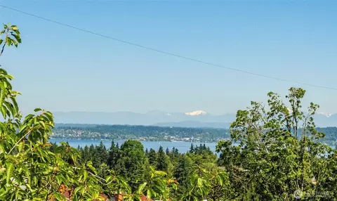 View/Area - 2408 E Roy St, Seattle, WA 98112 photo 1 of 1
