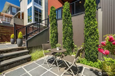 Exterior - 2408 E Roy St, Seattle, WA 98112 photo 8 of 9