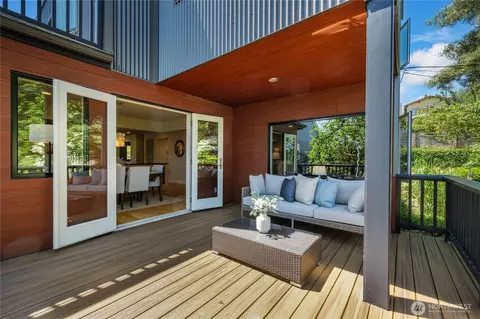 Exterior - 2408 E Roy St, Seattle, WA 98112 photo 4 of 9