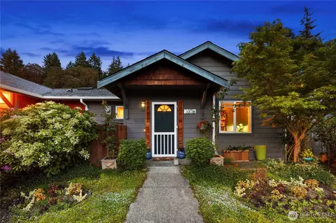 3376 New Hope Cir, Bremerton, WA 98312