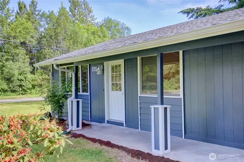 1045 Calkin Pl, Sedro Woolley, WA 98284