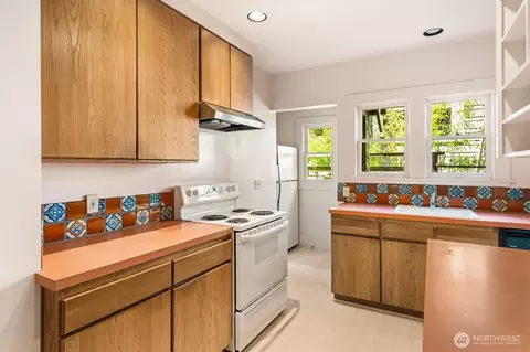 1853 23rd Ave E, Seattle, WA 98112 photo 9