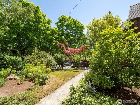 1853 23rd Ave E, Seattle, WA 98112 photo 23