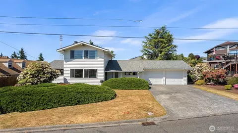 6911 N 24th St, Tacoma, WA 98406