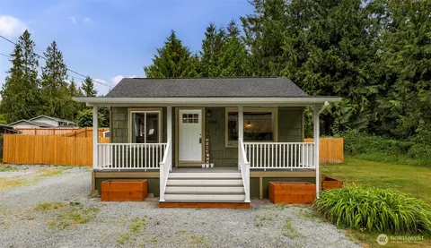 7820 S Lake Ketchum Rd, Stanwood, WA 98292