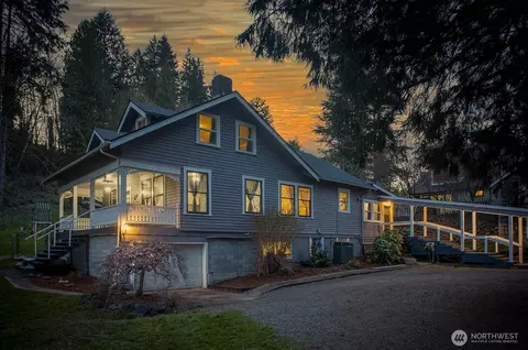 301 W Walnut St, Winlock, WA 98596