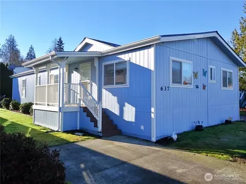 637 NE Libra Ln, Bremerton, WA 98311