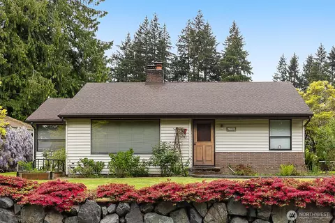 15557 Ashworth Ave N, Shoreline, WA 98133
