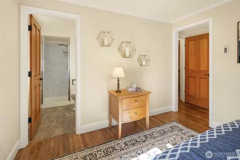 8724 Main St, Edmonds, WA 98026 photo 17