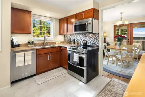 8724 Main St, Edmonds, WA 98026 photo 12