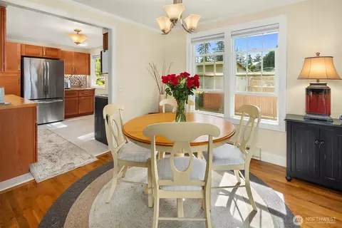 8724 Main St, Edmonds, WA 98026 photo 11