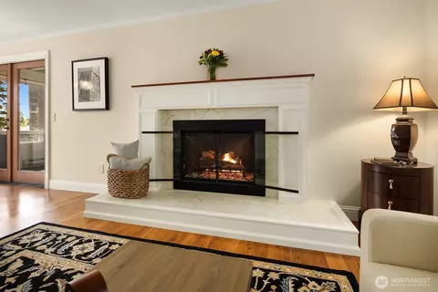 8724 Main St, Edmonds, WA 98026 photo 5