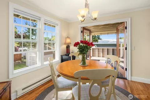 8724 Main St, Edmonds, WA 98026 photo 7