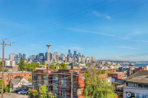 330 W Olympic Pl #302, Seattle, WA 98119