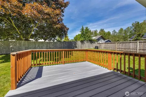Exterior - 2909 E Section St, Mount Vernon, WA 98274 photo 4 of 12