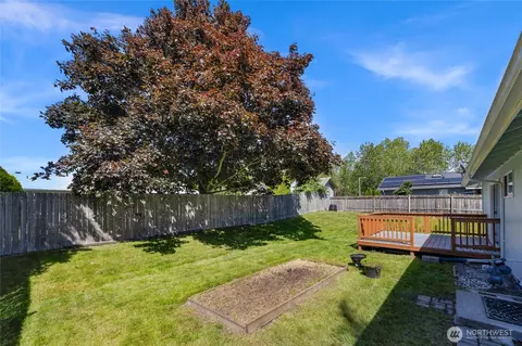 Exterior - 2909 E Section St, Mount Vernon, WA 98274 photo 7 of 12