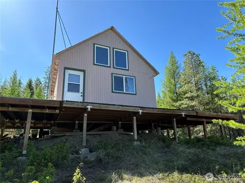 415 Bannon Creek Rd, Tonasket, WA 98855
