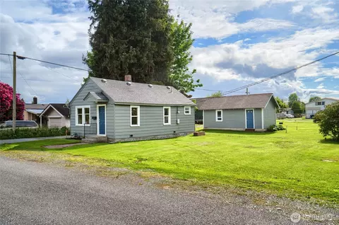 1008 8th St, Sedro Woolley, WA 98284