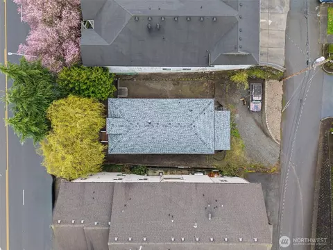 View/Area - 3710 Rucker Ave, Everett, WA 98201 photo 3 of 5