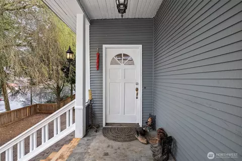 Exterior - 3710 Rucker Ave, Everett, WA 98201 photo 2 of 5
