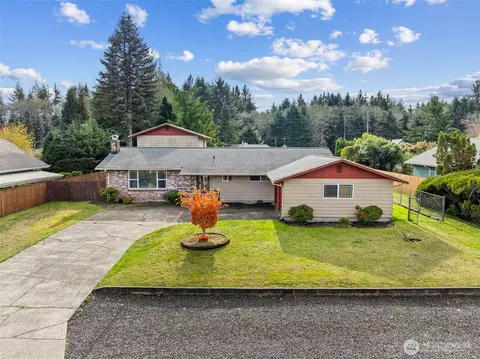 1209 Dundee Dr, Cosmopolis, WA 98537
