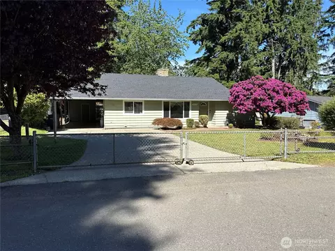4882 Laura Ln SE, Port Orchard, WA 98367