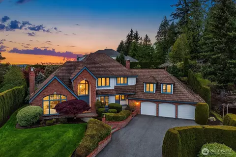 4623 233rd Ave SE, Sammamish, WA 98075