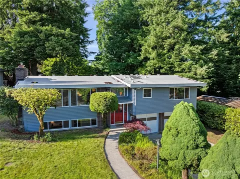 9824 NE 139th St, Kirkland, WA 98034