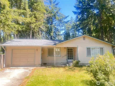 21 E Cypress Ct, Shelton, WA 98584