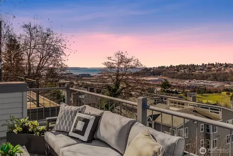 2605 13th Ave W, Seattle, WA 98119