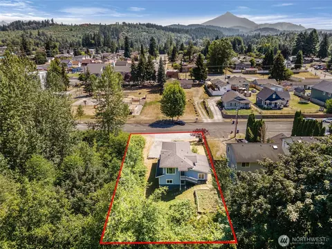 300 Cascade Ave, Granite Falls, WA 98252