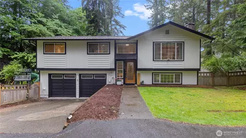 16463 239th Ave SE, Issaquah, WA 98027