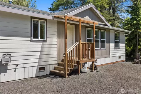 815 124th St SW #140, Everett, WA 98204